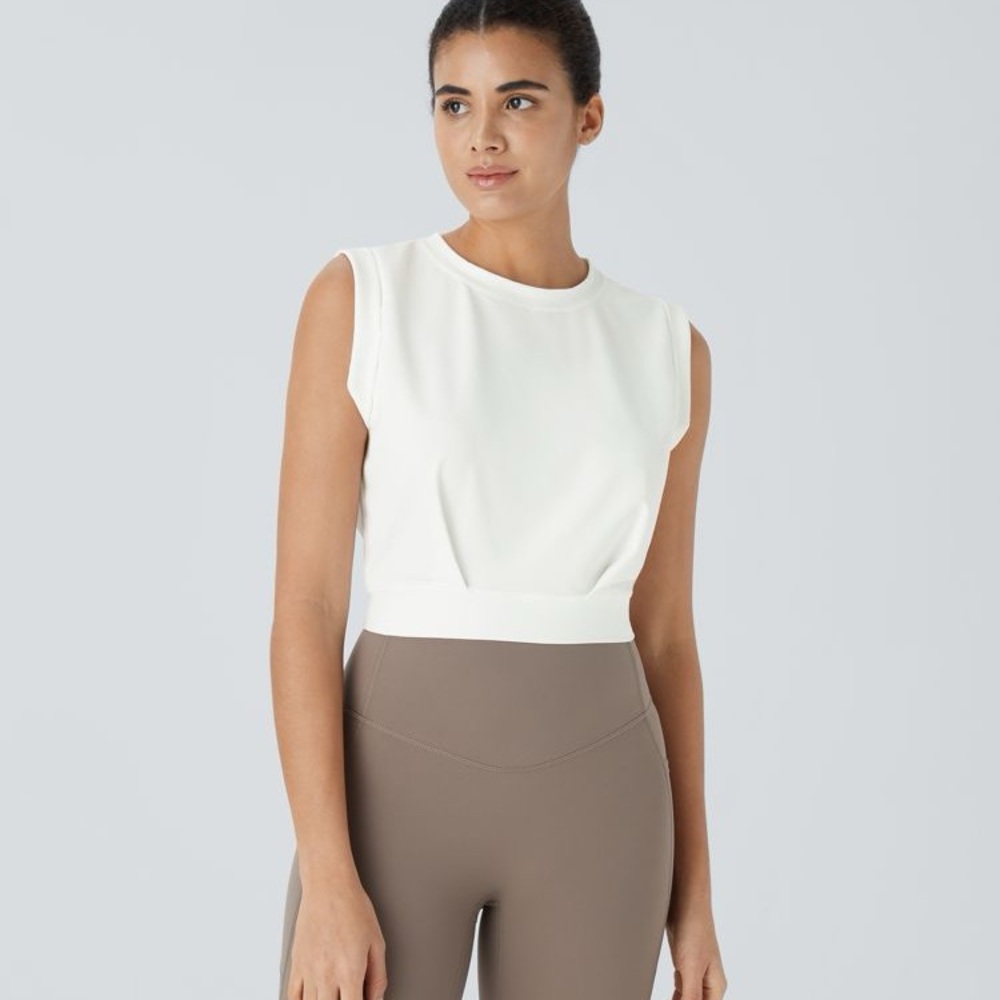 New NWOT Halara crew neck sleeveless cropped ribbed yoga tank white large active